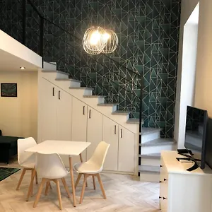  Apartment In V.